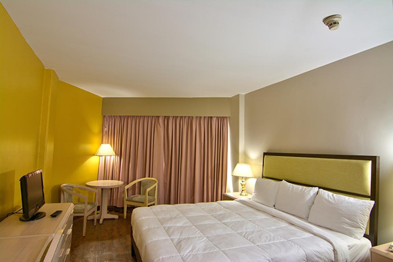 Pacific Bay Hotel Тумон Экстерьер фото