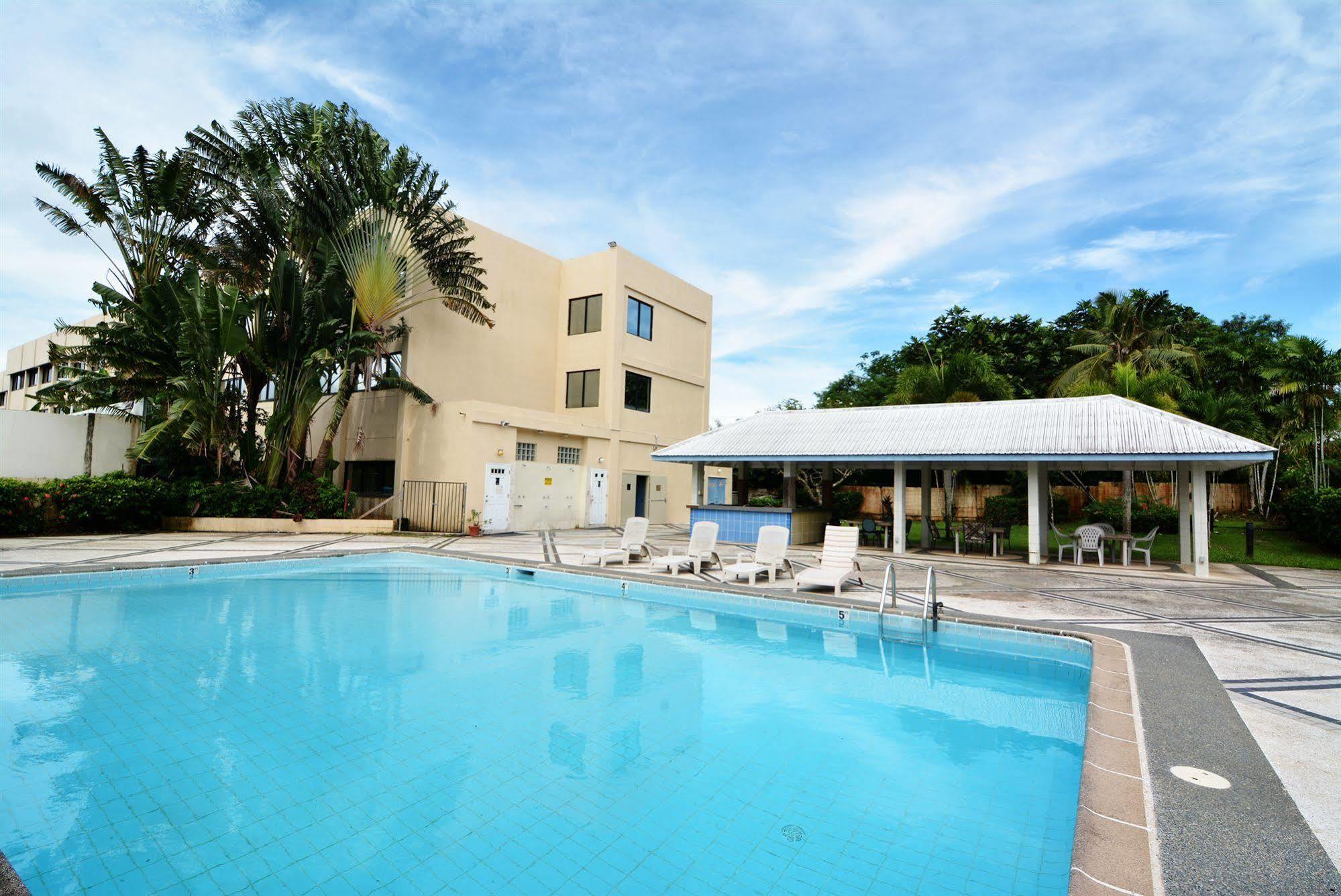 Pacific Bay Hotel Тумон Экстерьер фото