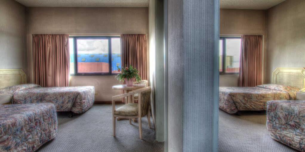 Pacific Bay Hotel Тумон Экстерьер фото